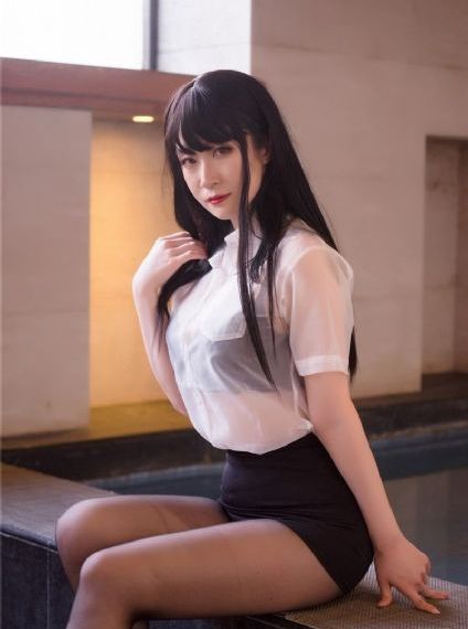 丝袜美女一区_4K免费观看最新