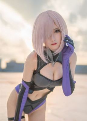欧美超碰人人澡_720手机在线观看